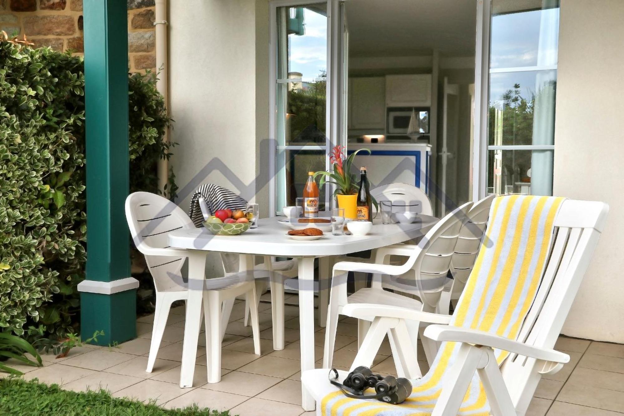 Localise - A06 - Entierement De Plain-Pied Avec Petite Vue Mer - Donnant Sur La Piscine Et Le Jardin - Wifi Inclus - Draps Inclus - Guilvinec Екстериор снимка